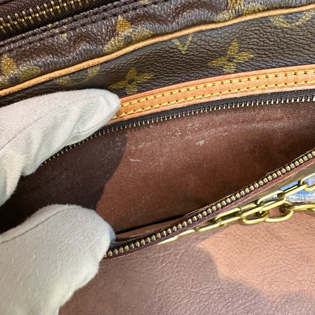 Louis Vuitton Clutch