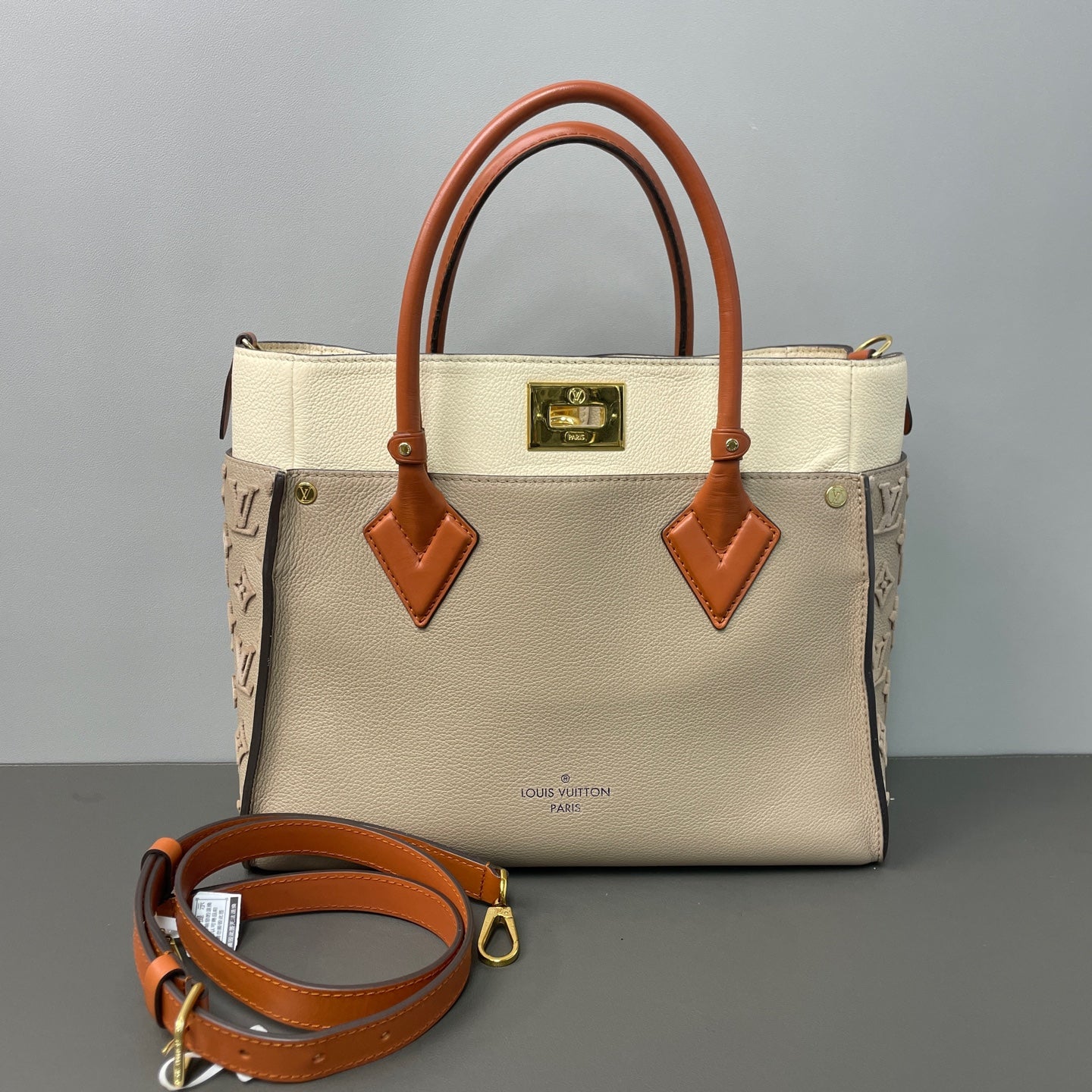 Louis Vuitton Tote