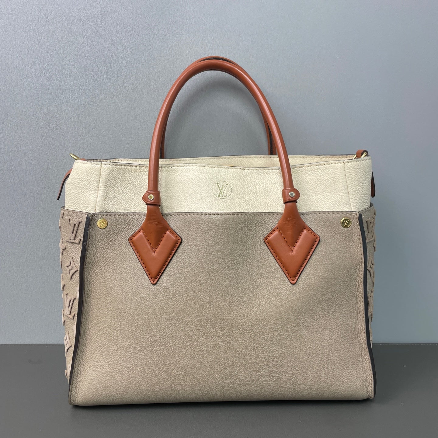 Louis Vuitton Tote