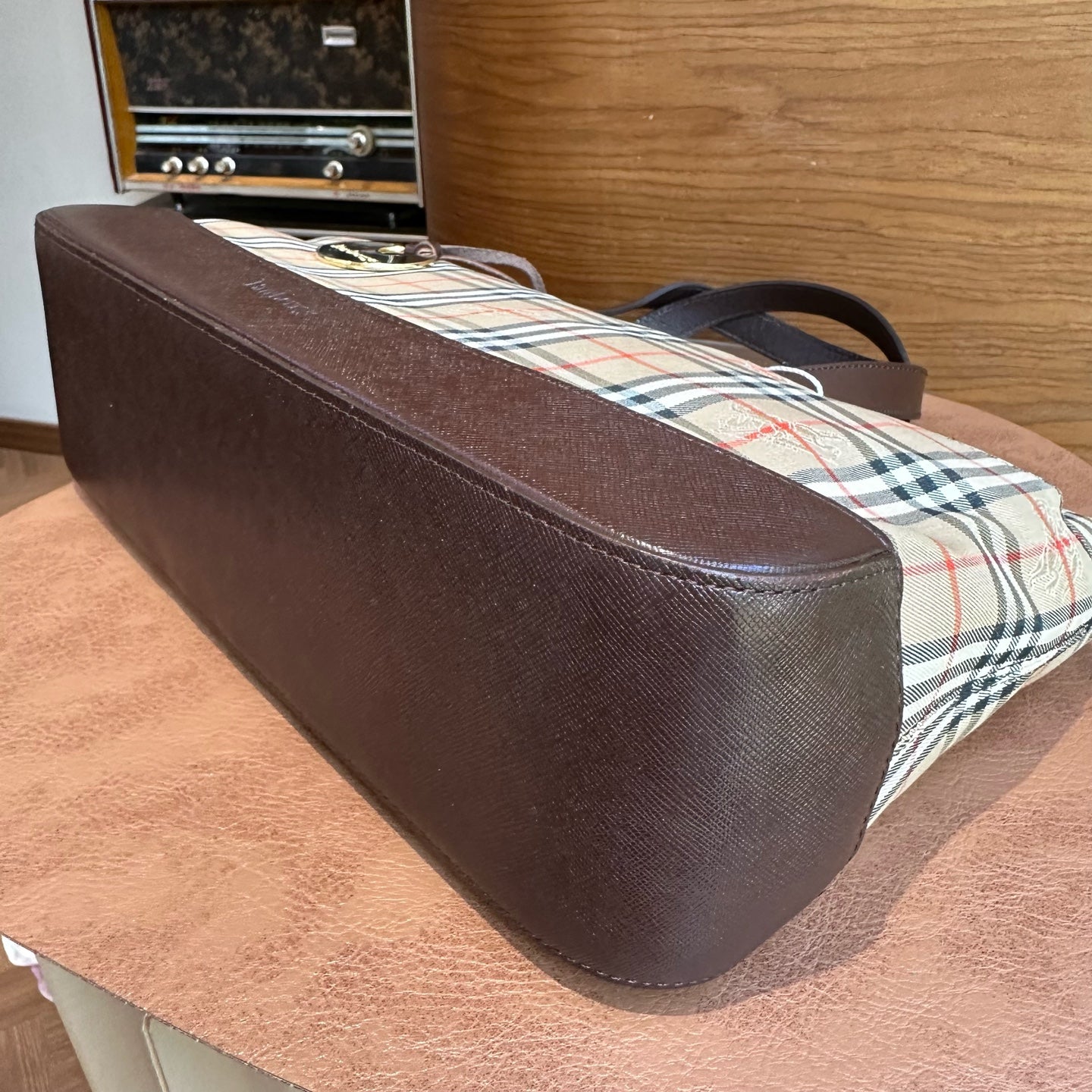 Burberry Leather Brown 37992271