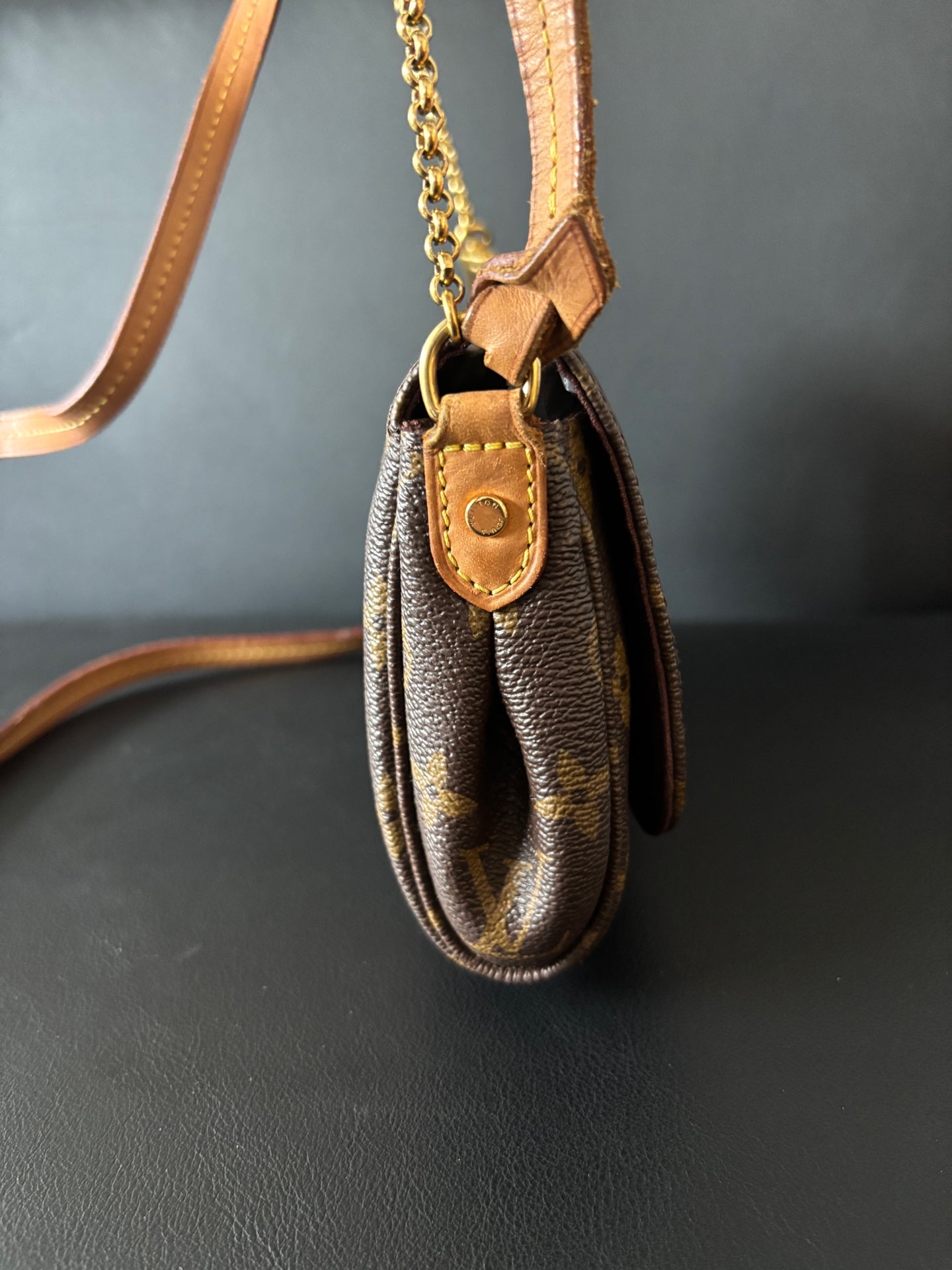 Louis Vuitton Crossbody