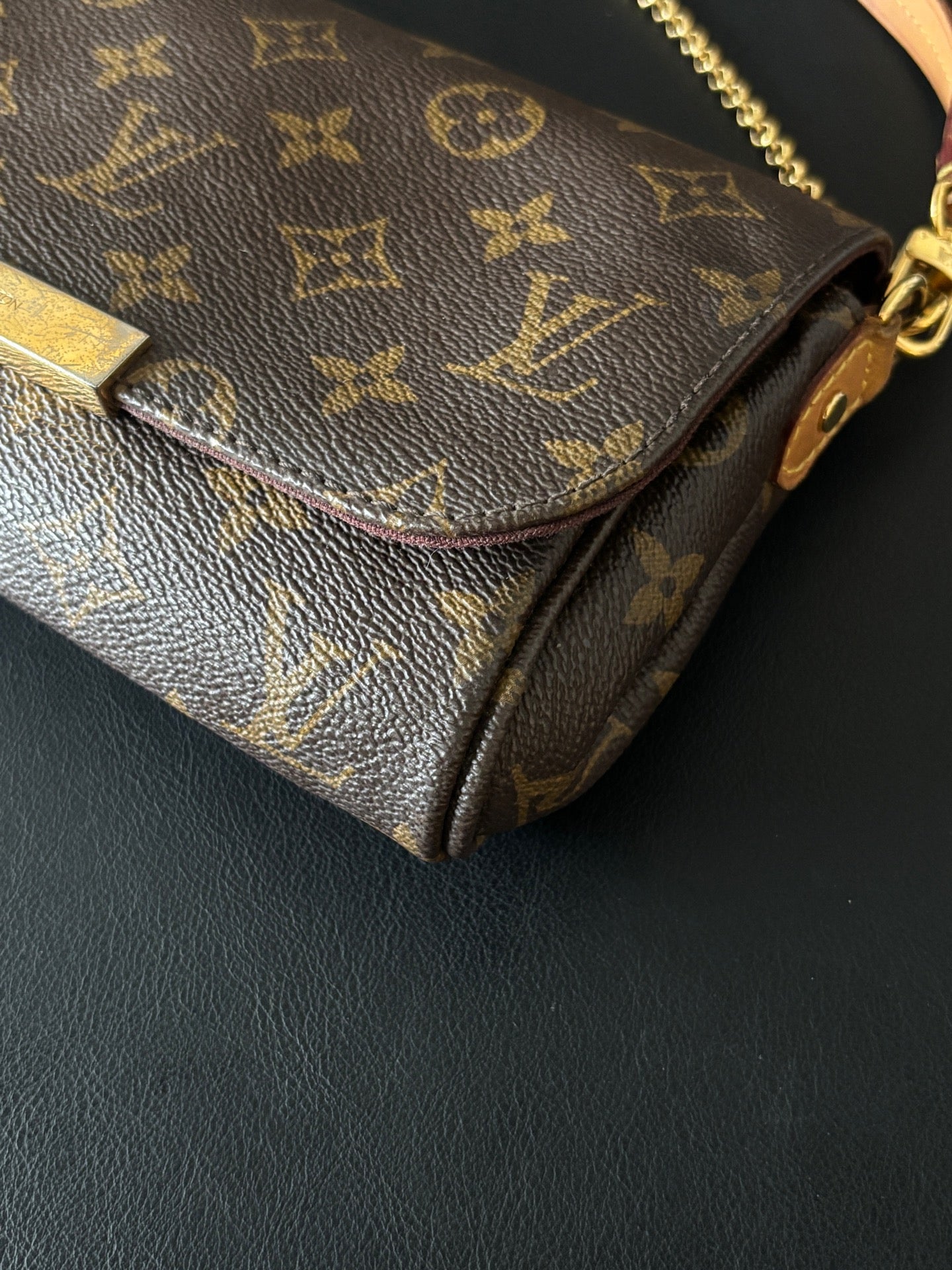Louis Vuitton Crossbody