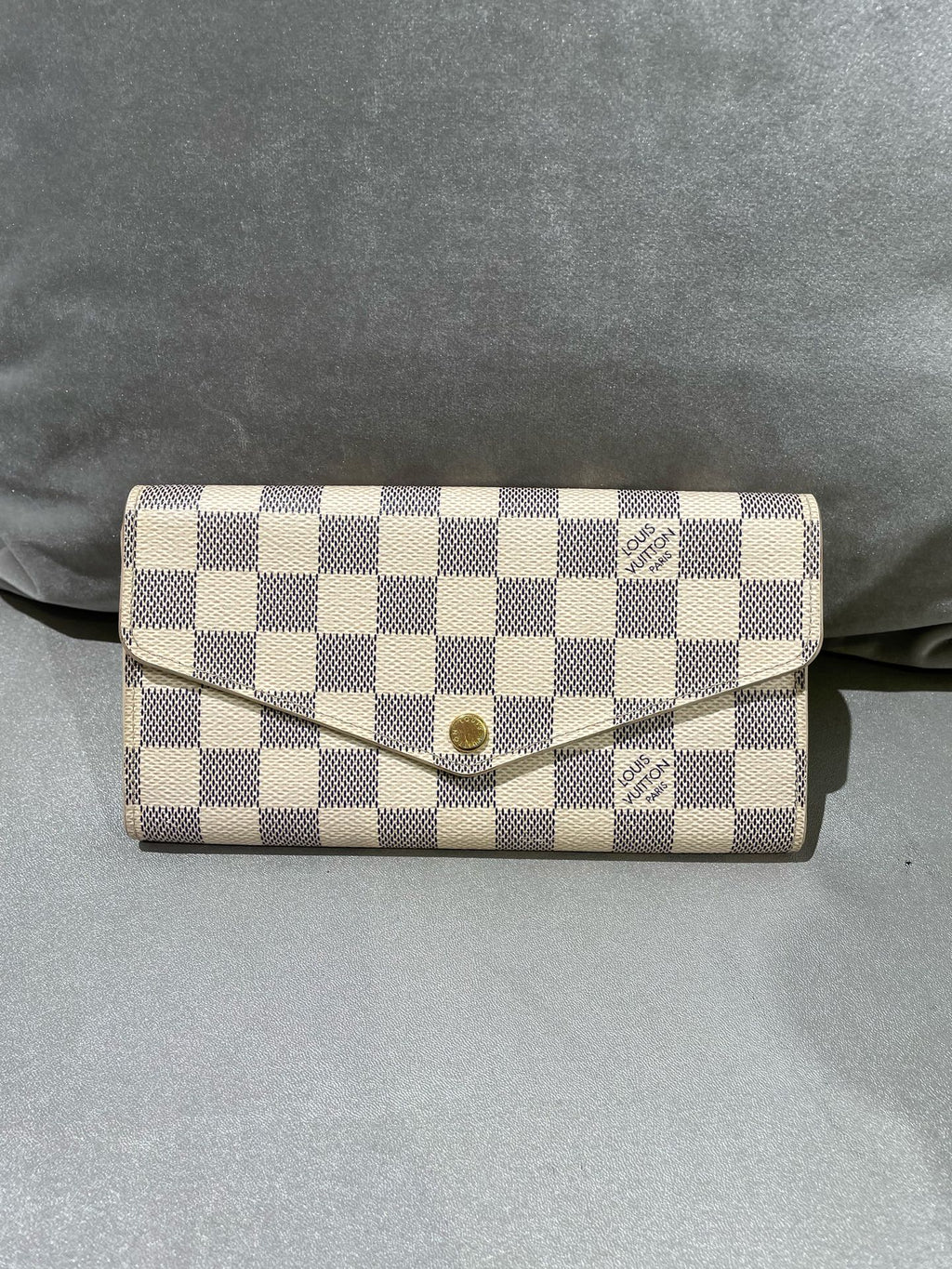 Louis Vuitton N63545