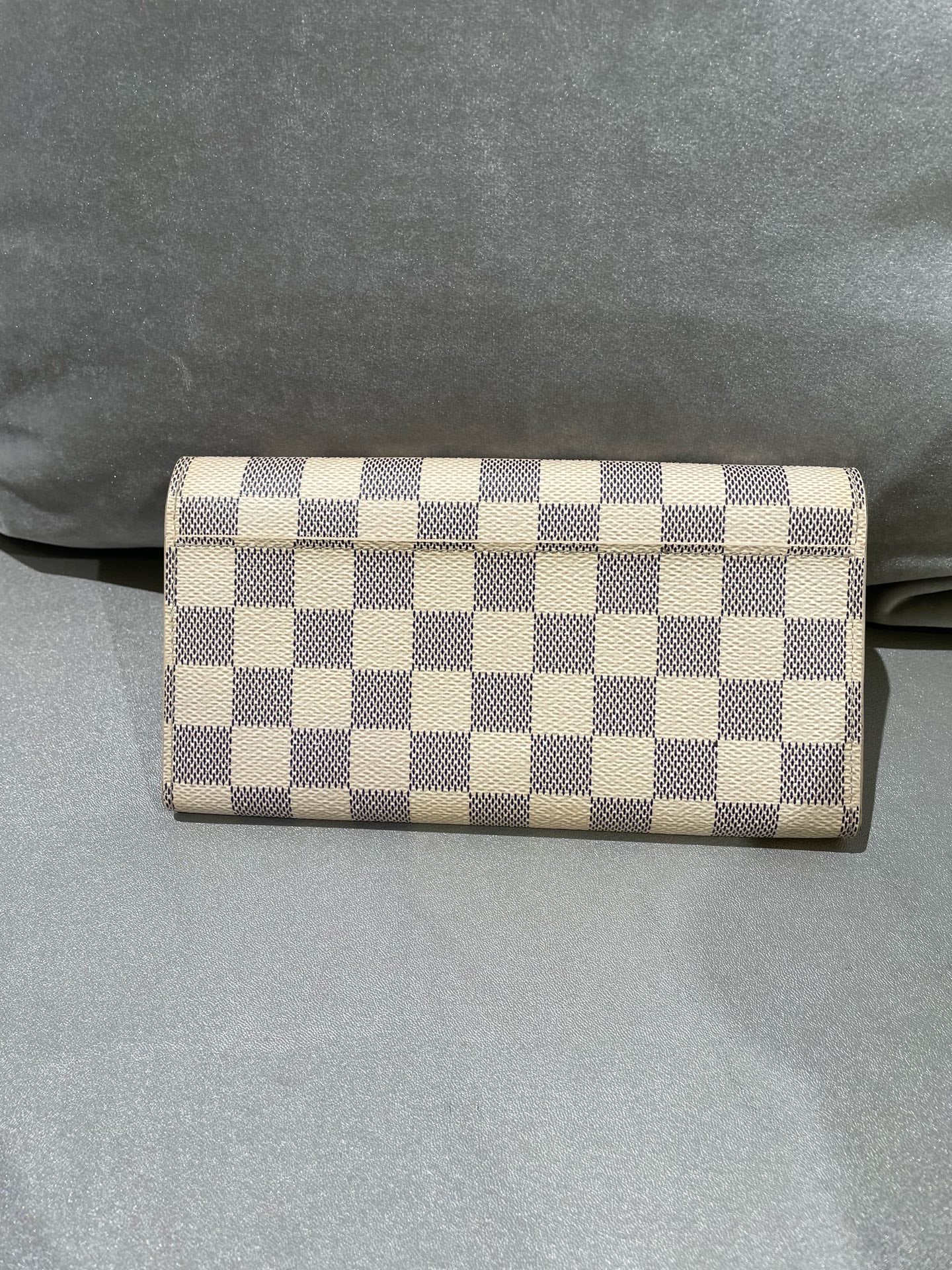 Louis Vuitton N63545