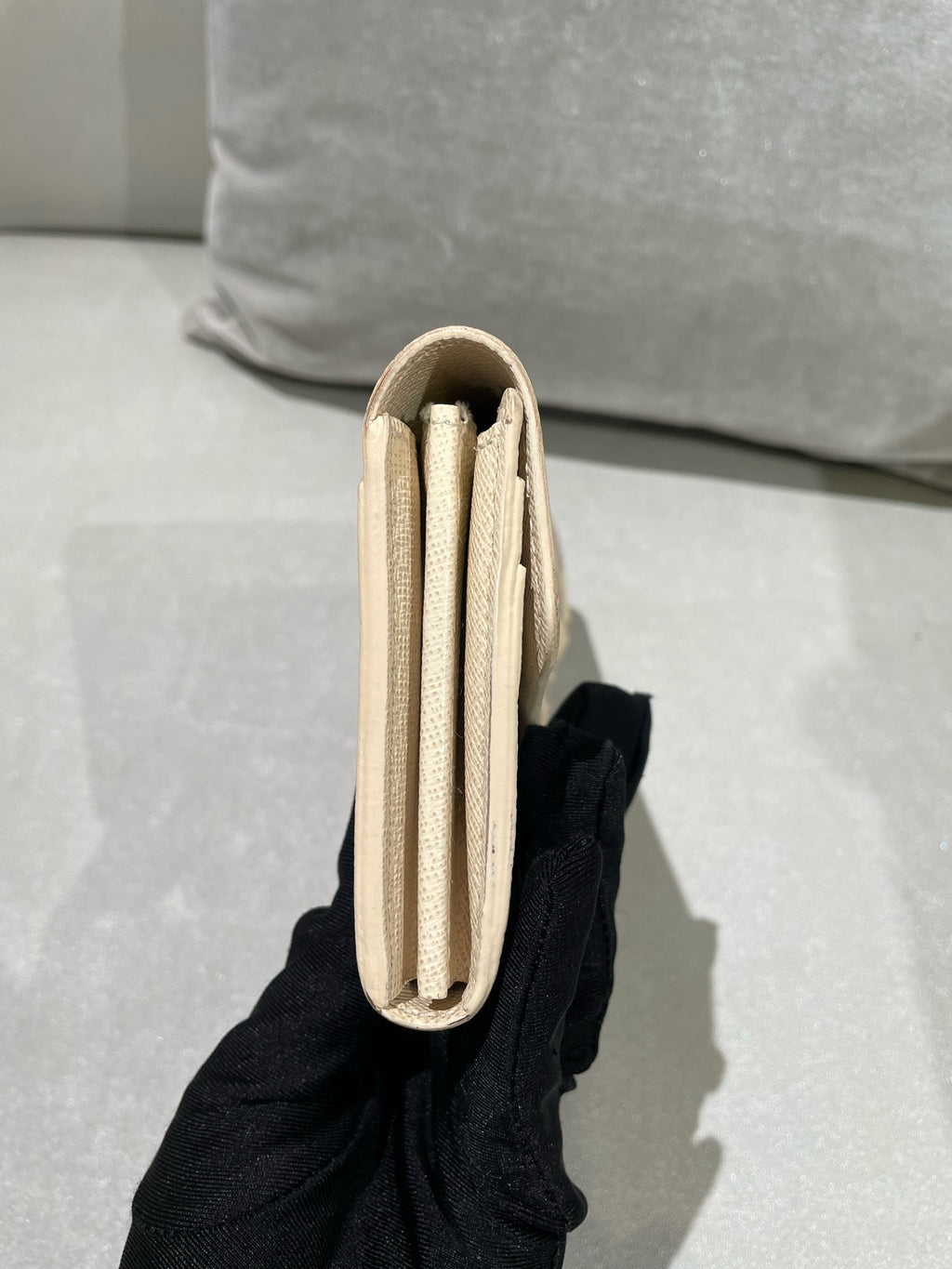 Louis Vuitton N63545