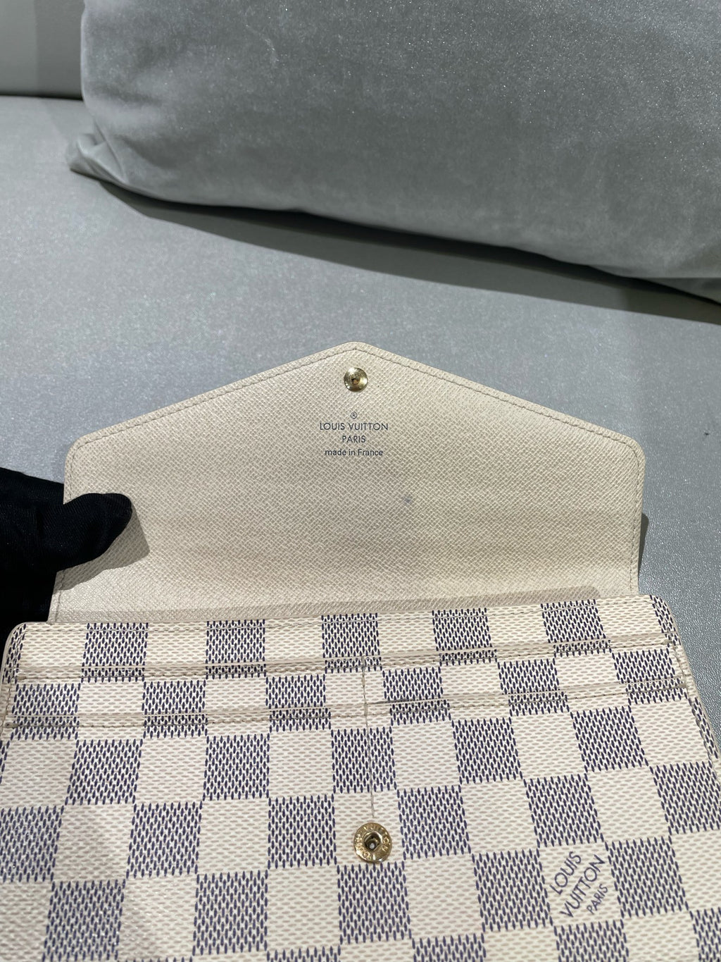 Louis Vuitton N63545