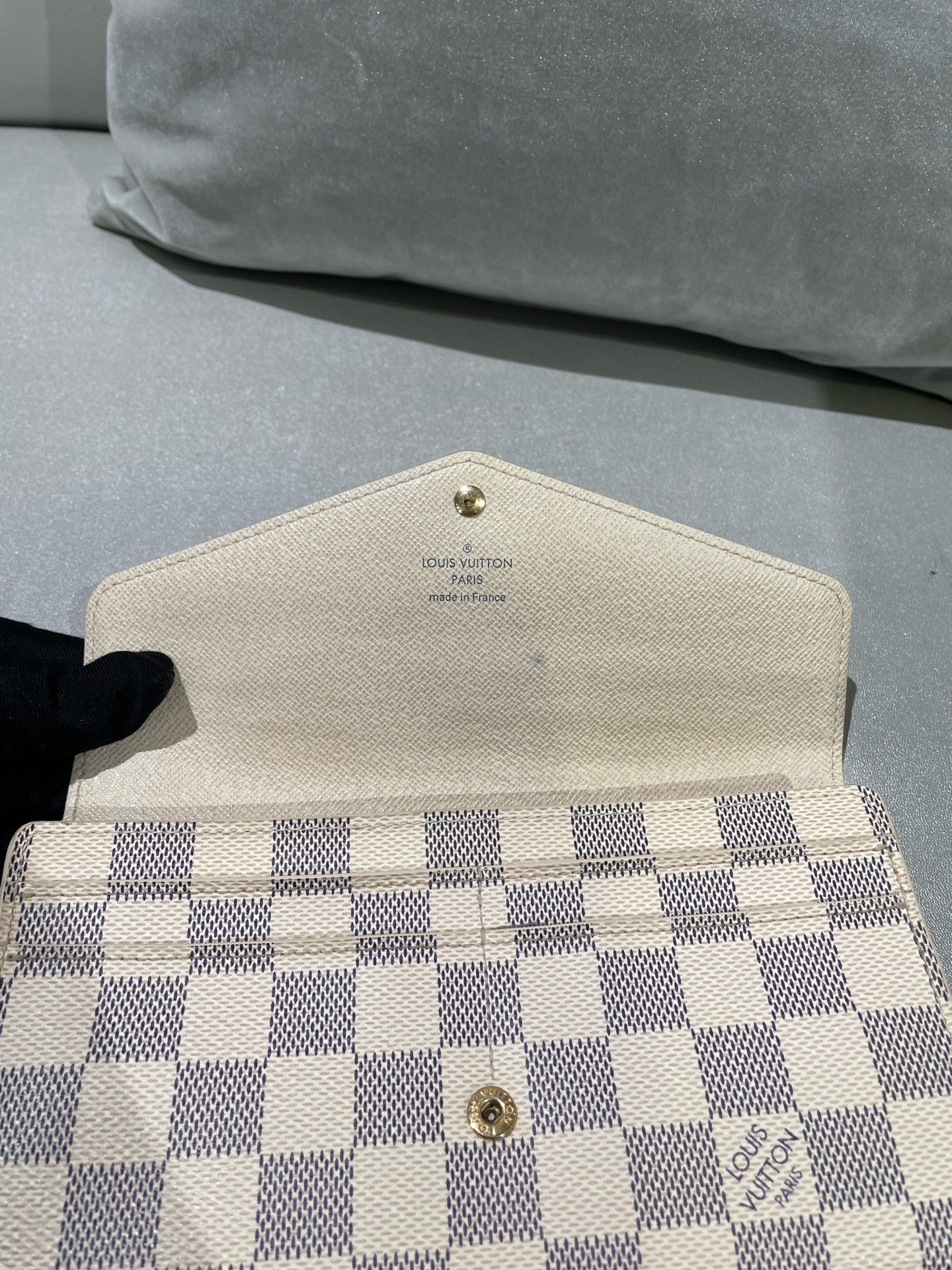 Louis Vuitton N63545