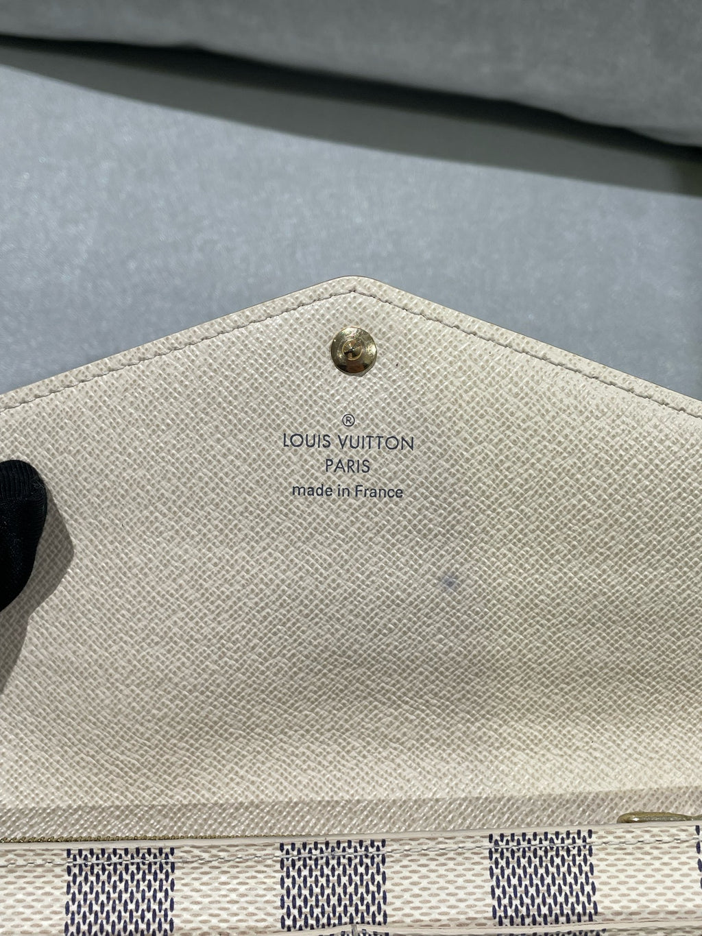 Louis Vuitton N63545