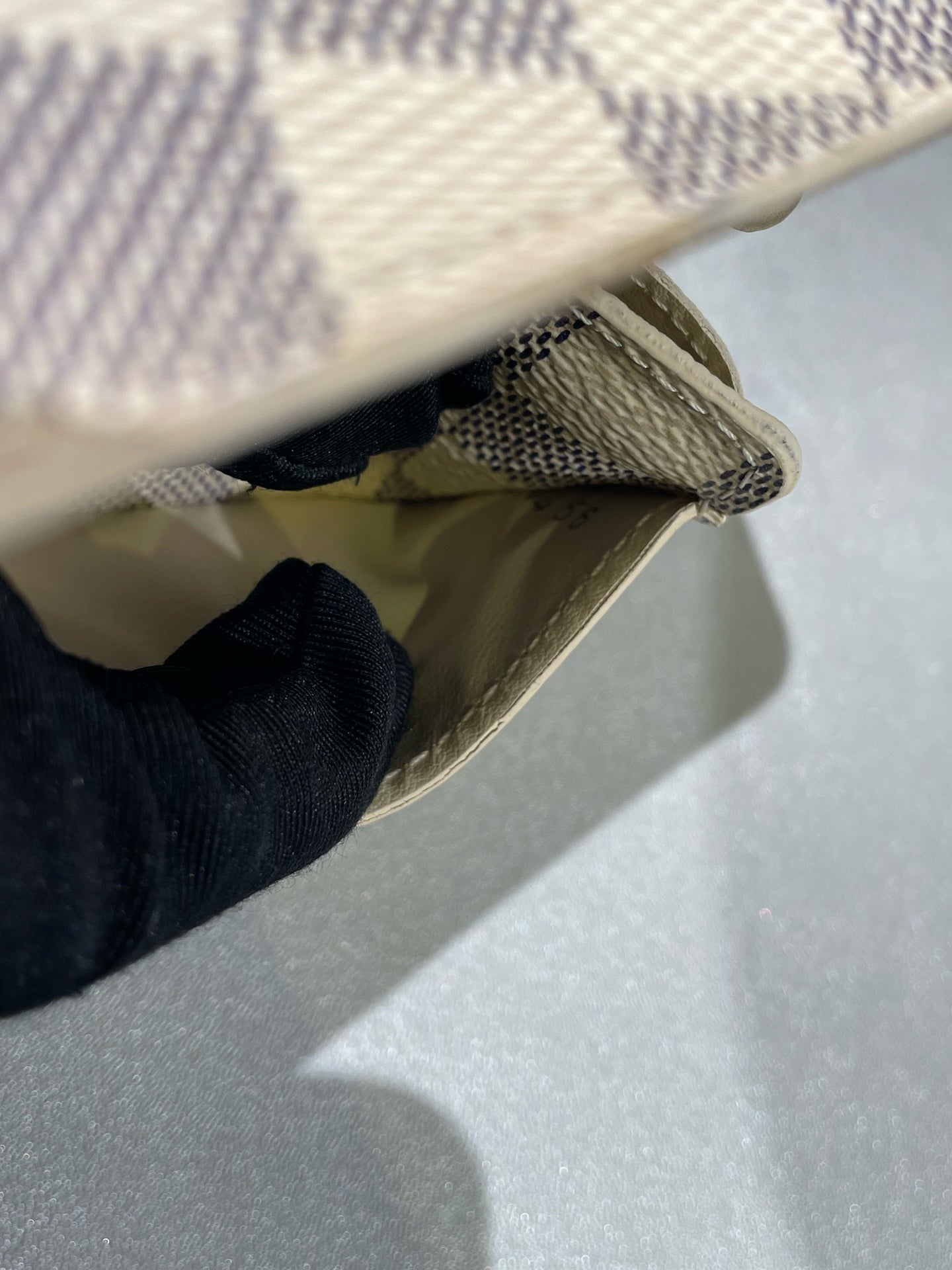 Louis Vuitton N63545