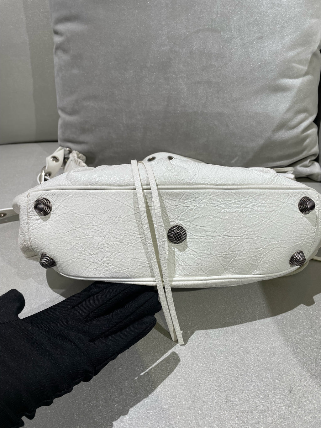 Balenciaga Le Cagole White 6713071VG9Y9104