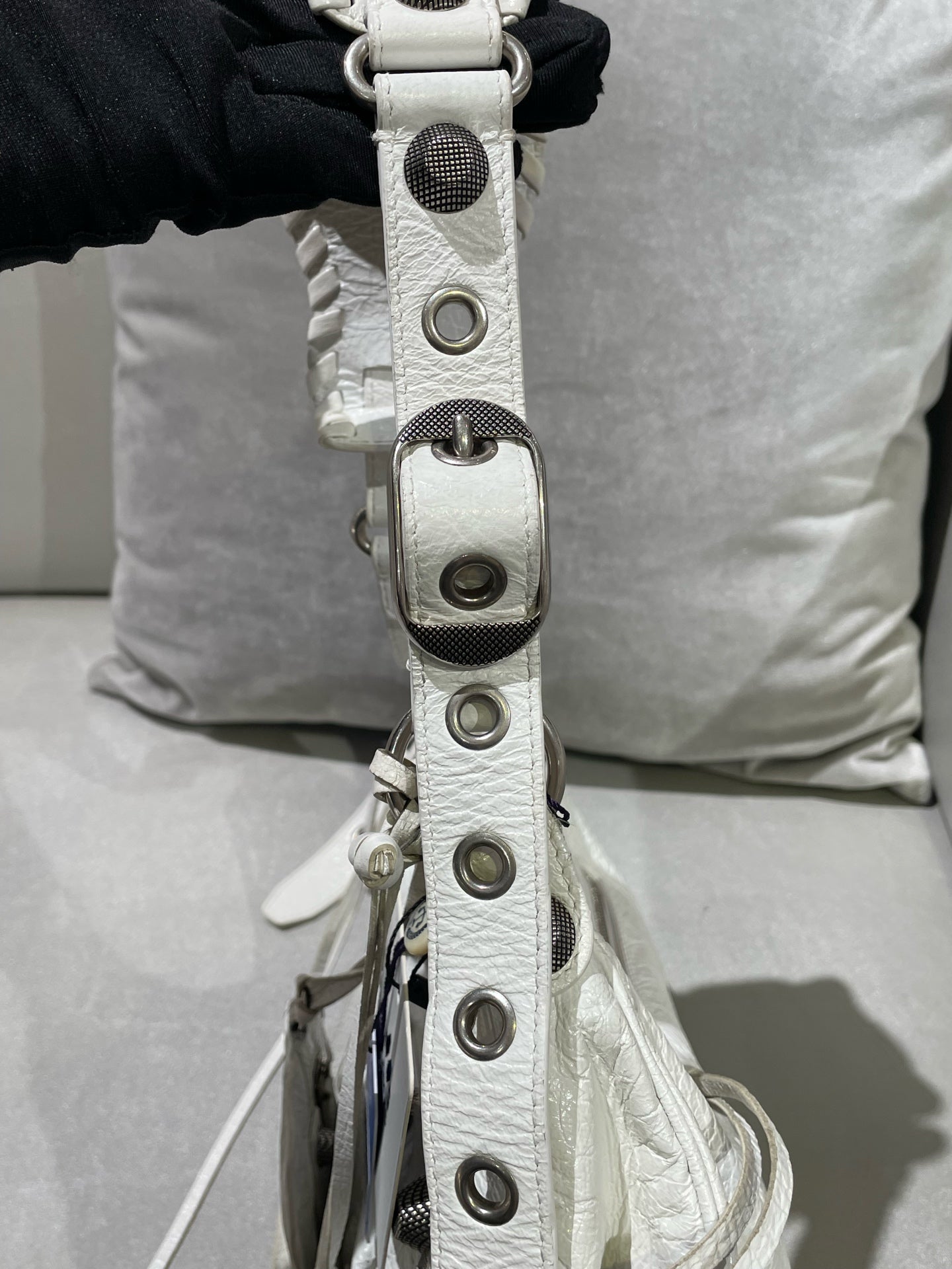 Balenciaga Le Cagole White 6713071VG9Y9104