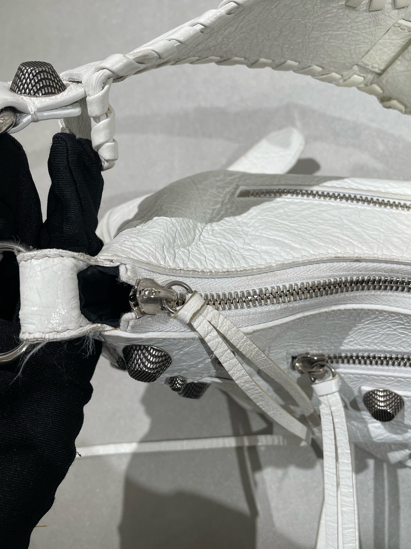 Balenciaga Le Cagole White 6713071VG9Y9104