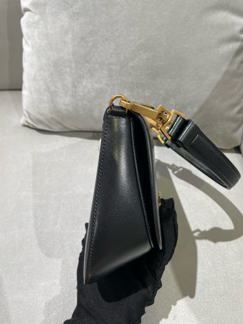 Saint laurent VOLTAIRE BOX SAINT LAURENT top-handle bag Black 8008460SX0W1000