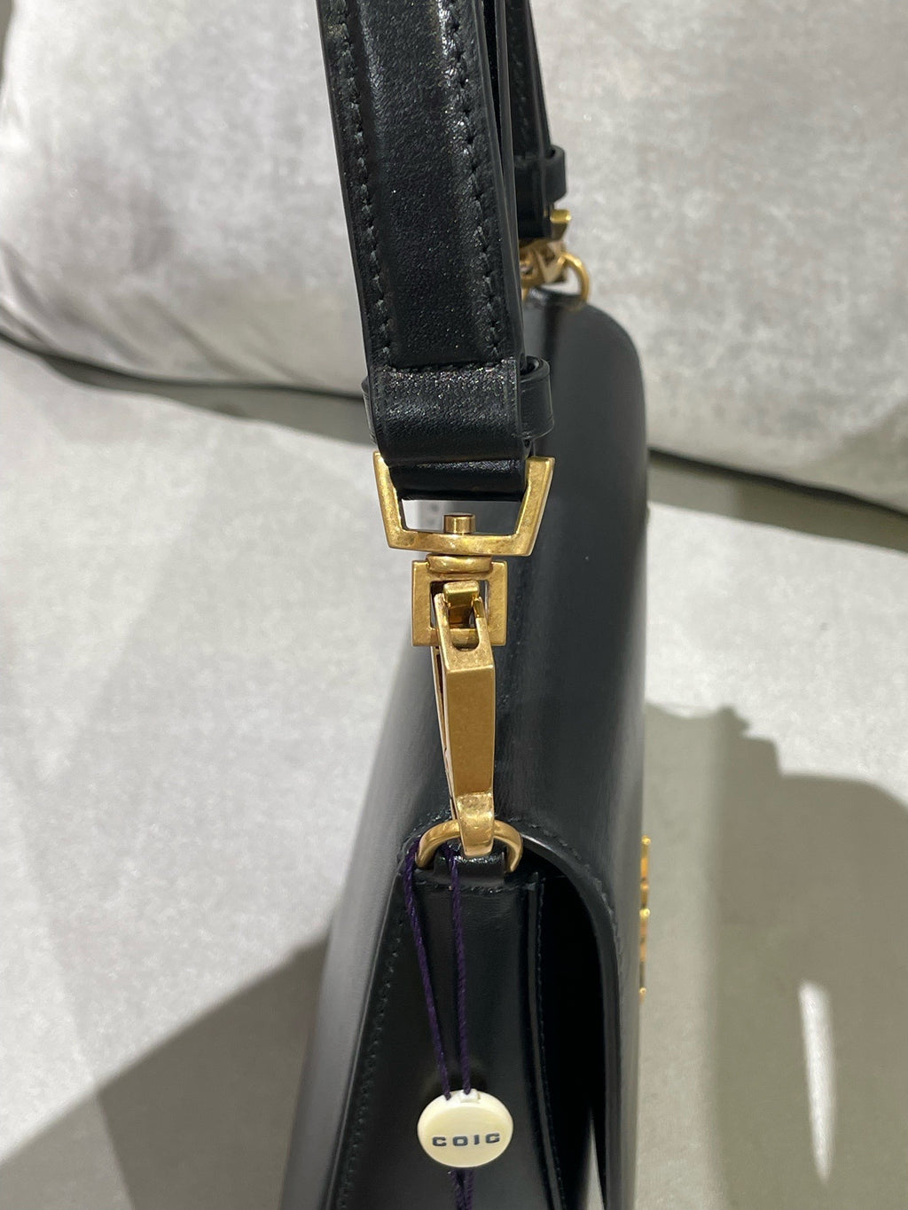 Saint laurent VOLTAIRE BOX SAINT LAURENT top-handle bag Black 8008460SX0W1000