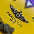 Breitling Avenger 45 millimeters A17319101I1A1