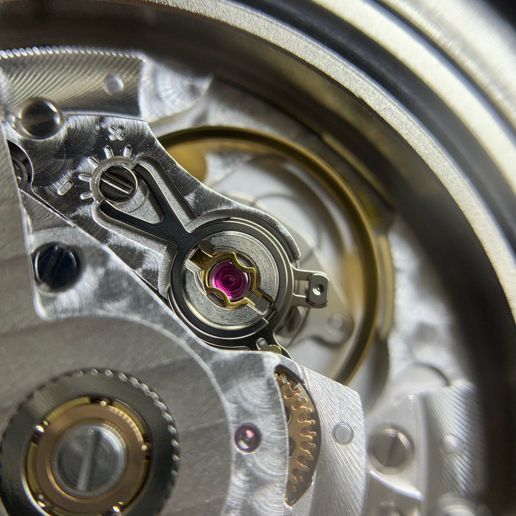 Breitling Avenger 45 millimeters A17319101I1A1