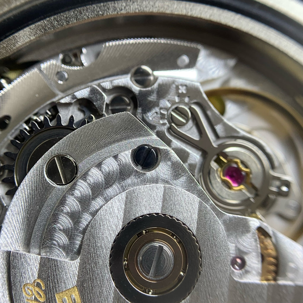 Breitling Avenger 45 millimeters A17319101I1A1