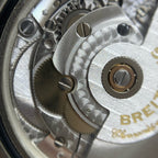 Breitling Avenger 45 millimeters A17319101I1A1
