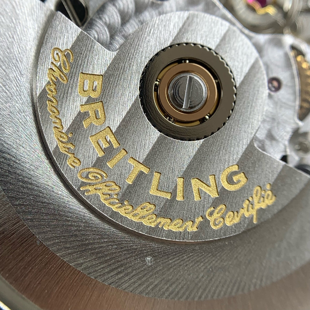 Breitling Avenger 45 millimeters A17319101I1A1