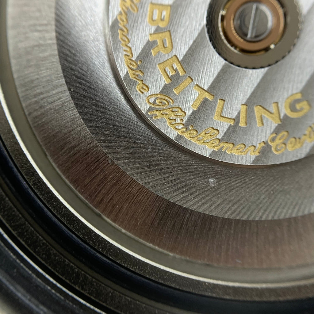 Breitling Avenger 45 millimeters A17319101I1A1