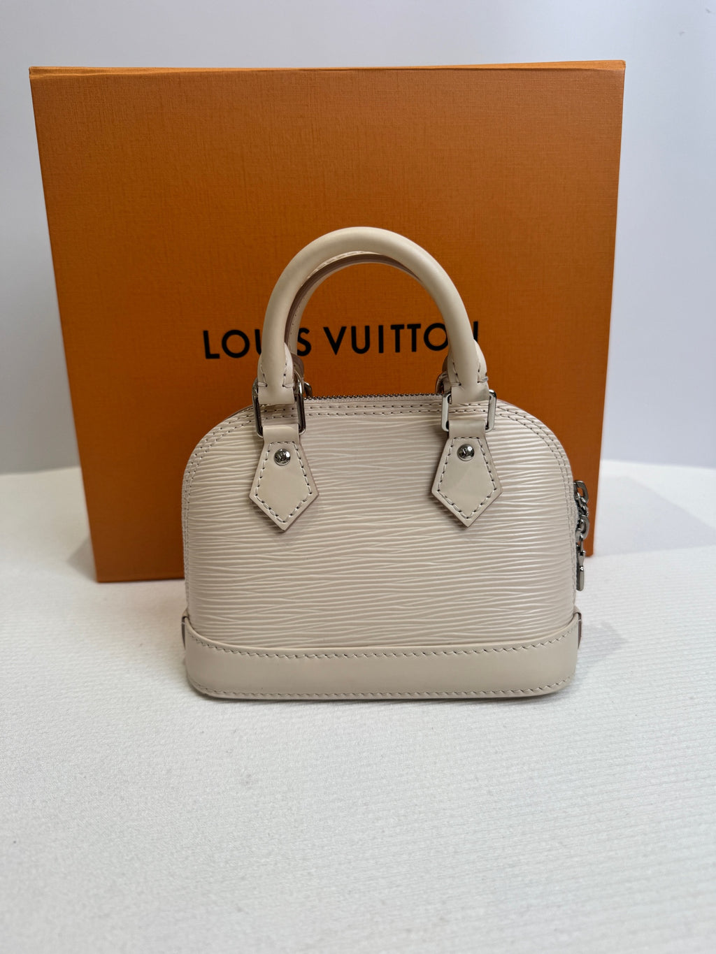 Louis Vuitton White