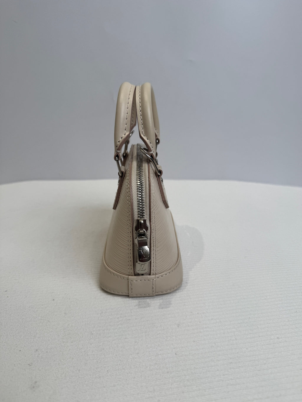 Louis Vuitton White