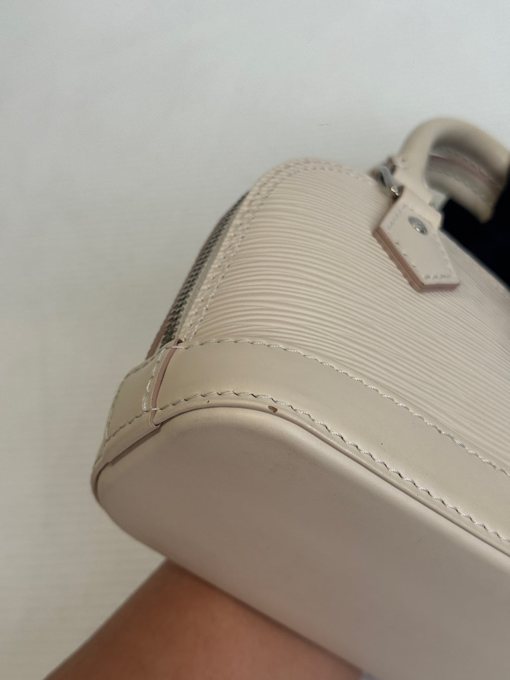 Louis Vuitton White