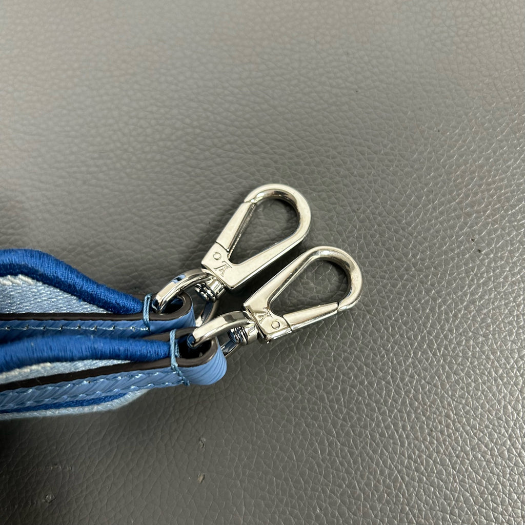 Louis Vuitton Leather Blue