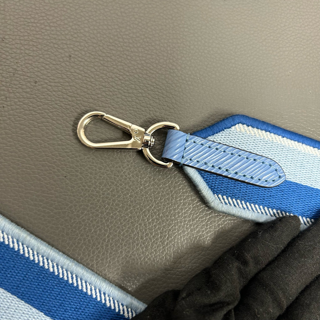 Louis Vuitton Leather Blue