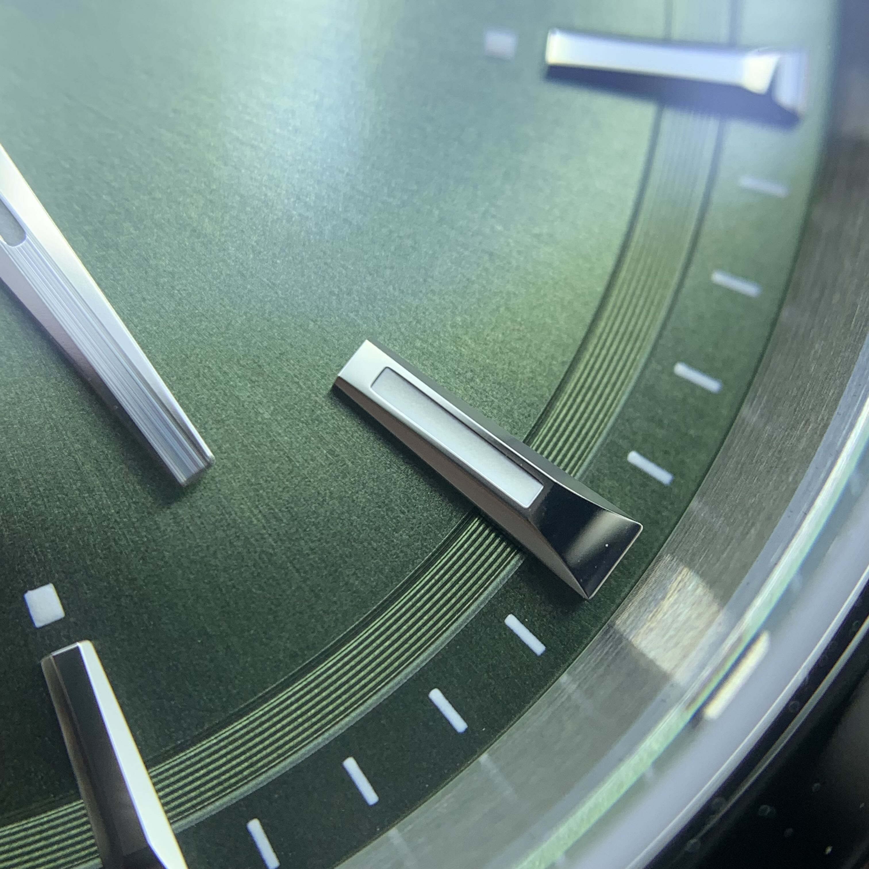 Longines Conquest Active Series 41.00 L3.830.4.02.9