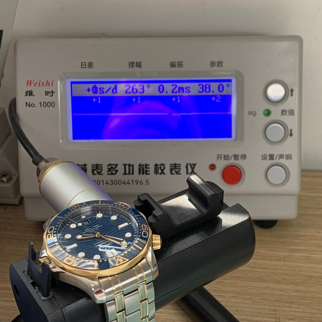 Omega Seahorse Series 42 210.20.42.20.03.001