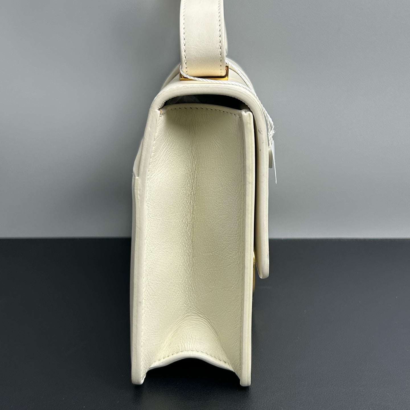 Dior White