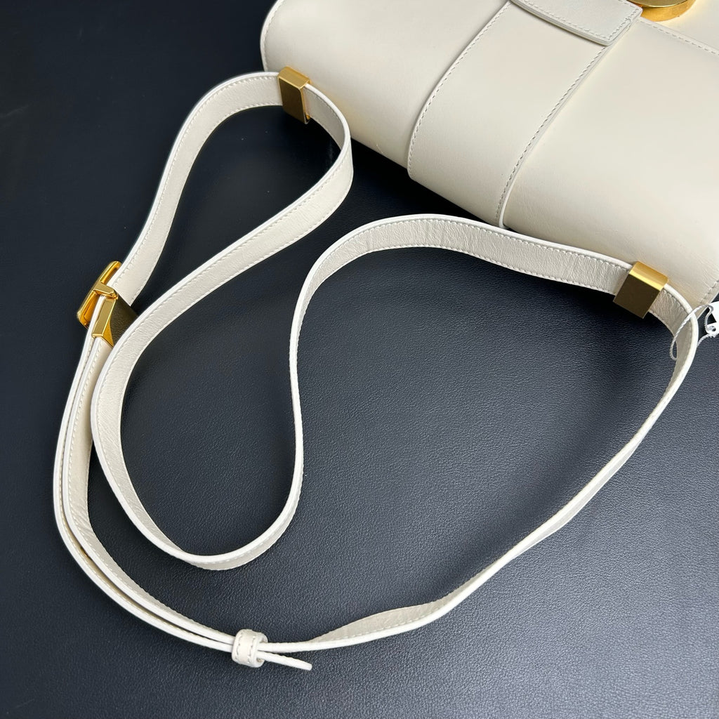 Dior White