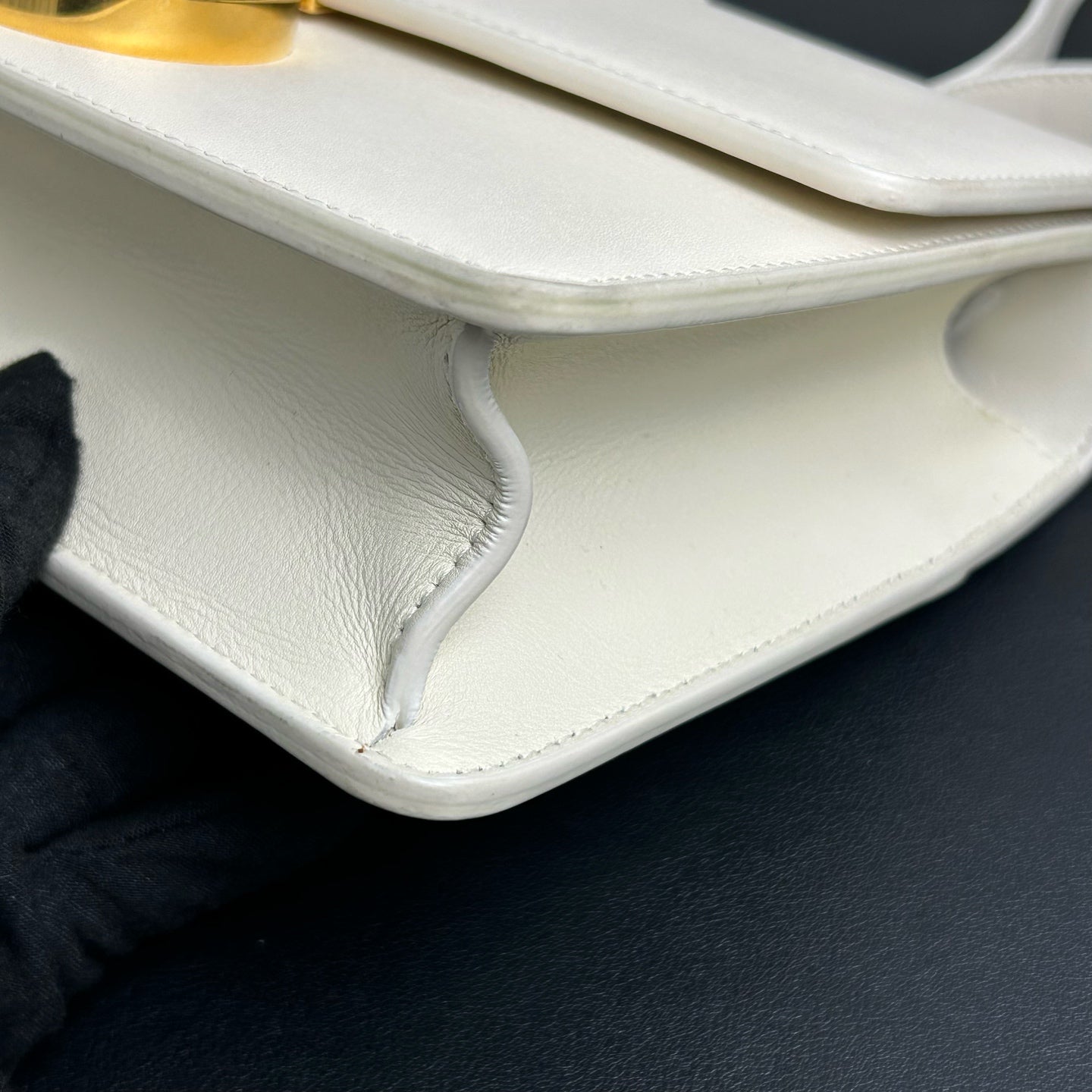 Dior White