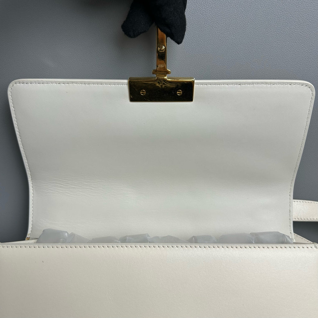 Dior White