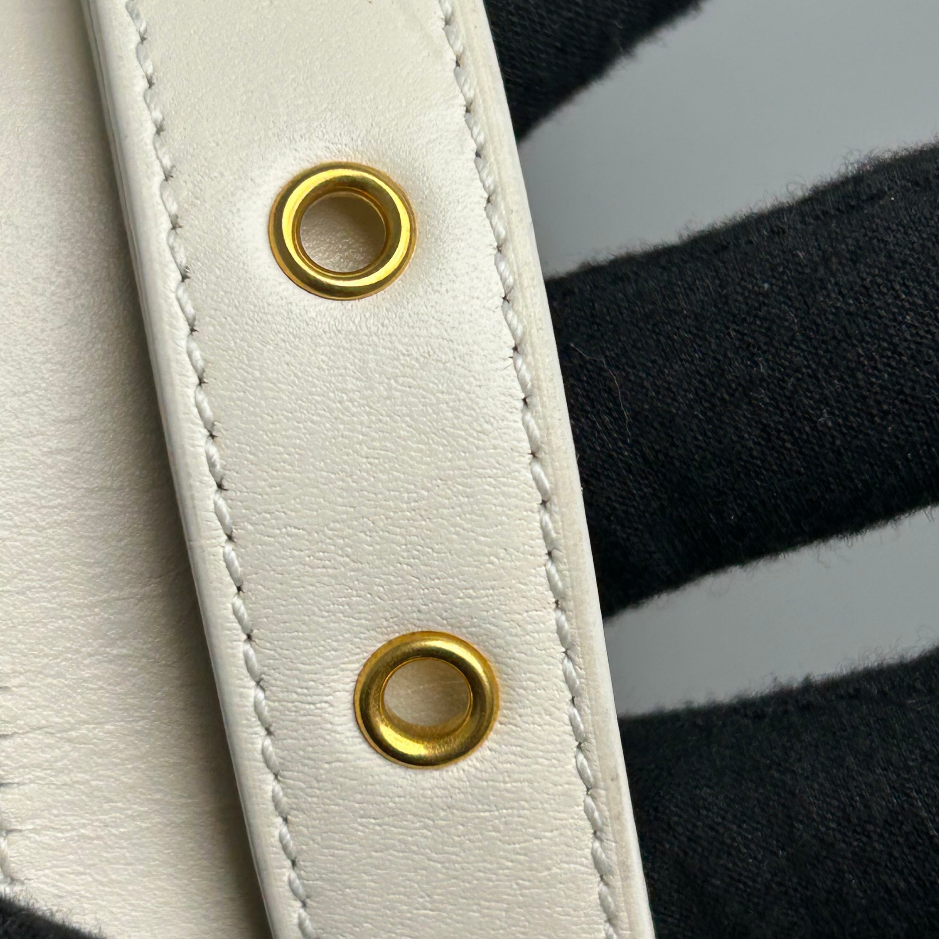 Dior White