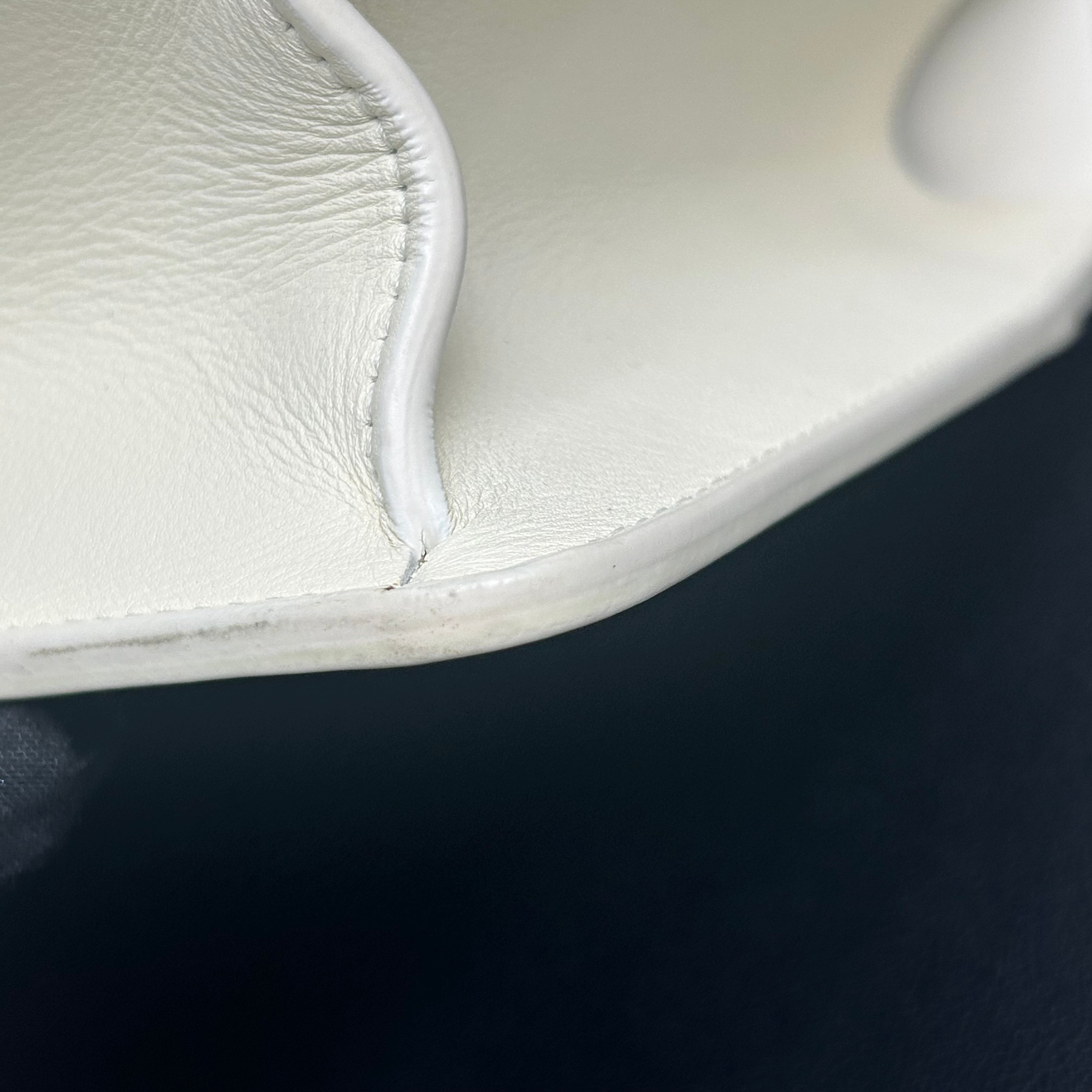 Dior White
