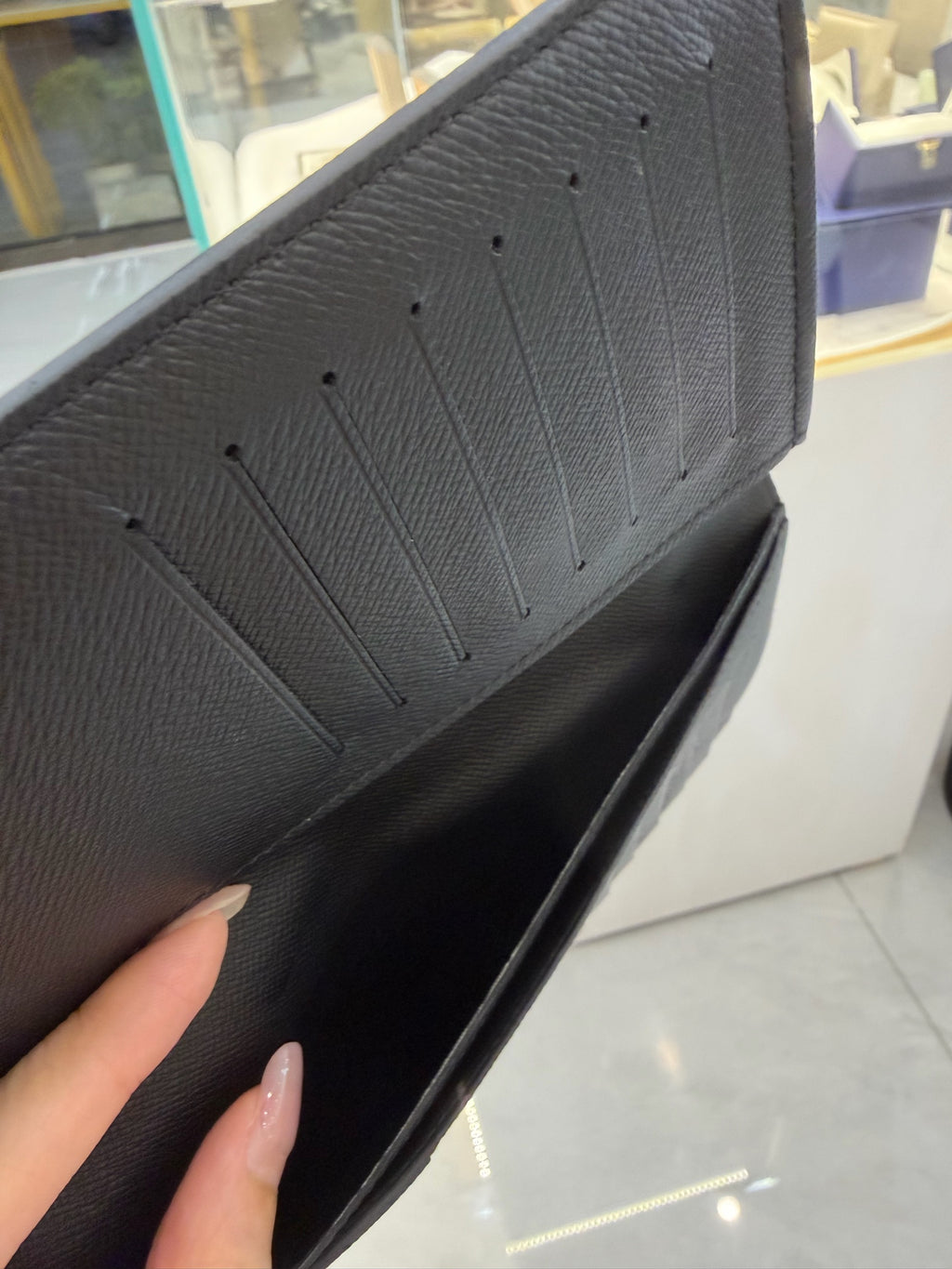 Louis Vuitton N61063