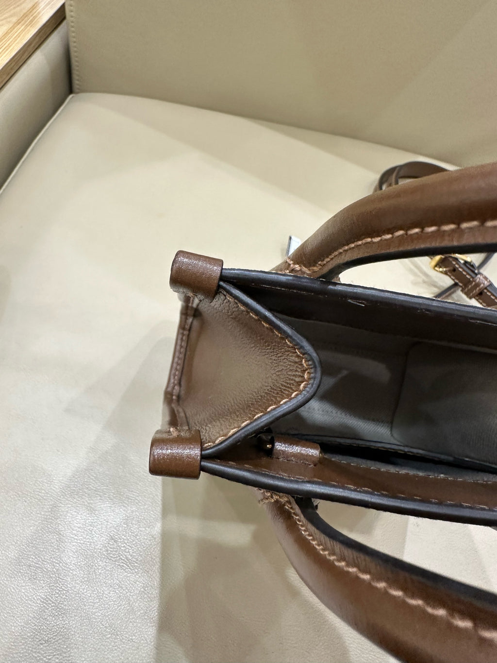 Gucci GG Retro Collection Tote 16 cm (width) x 20 cm (height) x 7 cm (depth) 671623 92TCG 8563
