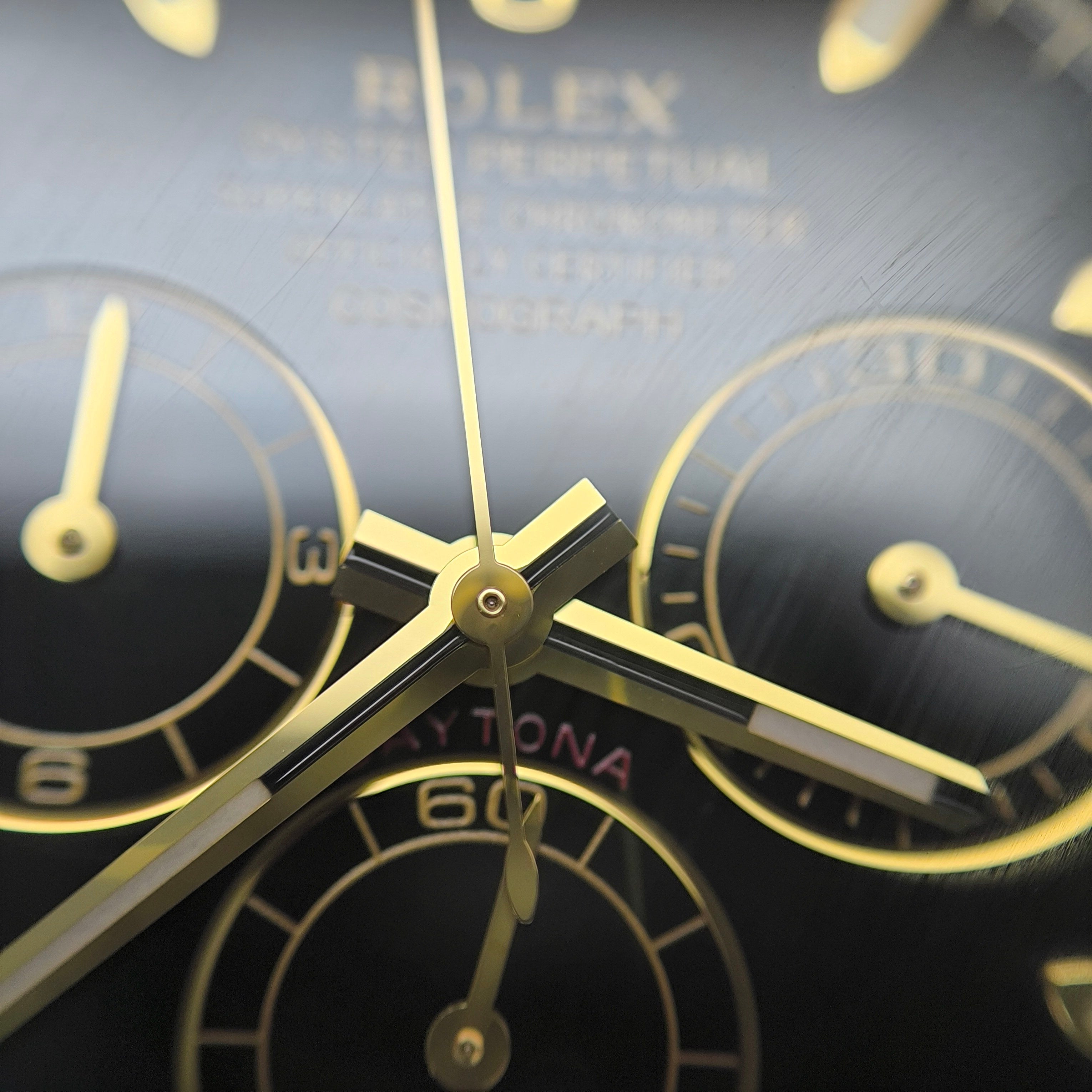 Rolex Cosmograph Daytona 40 millimeters m116503-0004