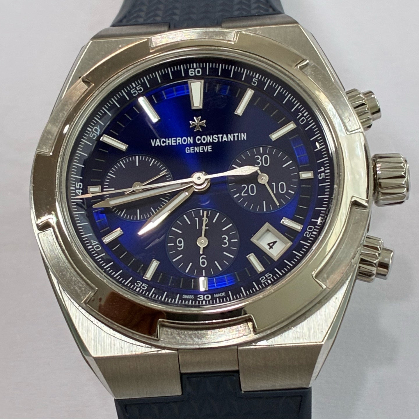 Vacheron Constantin Crisscrossing the Four Seas 42.5 millimeters 5520V/210A-B148