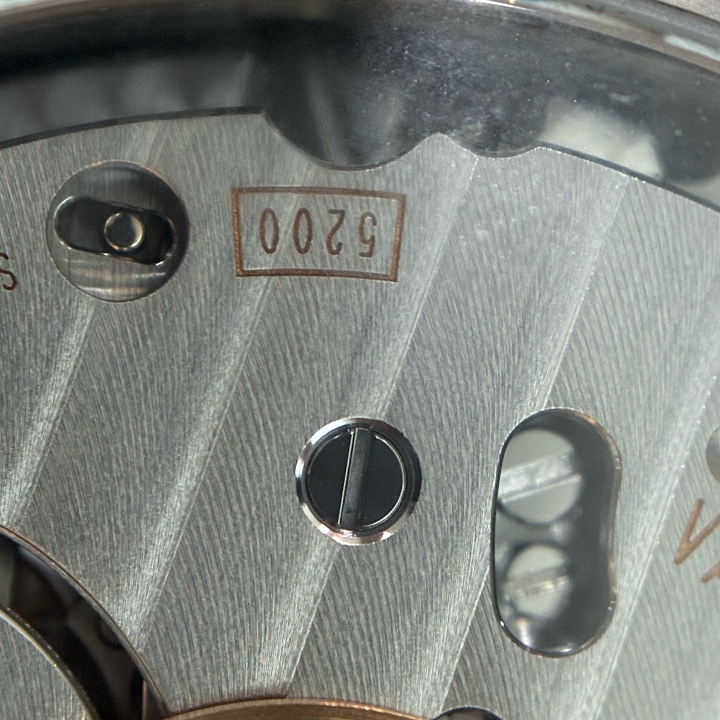 Vacheron Constantin Crisscrossing the Four Seas 42.5 millimeters 5520V/210A-B148