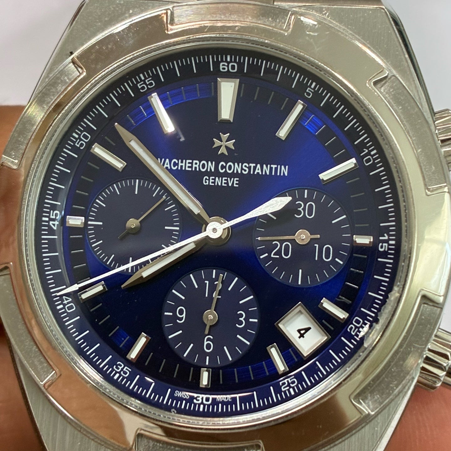 Vacheron Constantin Crisscrossing the Four Seas 42.5 millimeters 5520V/210A-B148