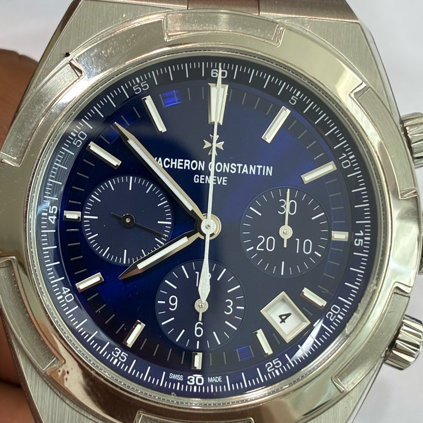 Vacheron Constantin Crisscrossing the Four Seas 42.5 millimeters 5520V/210A-B148