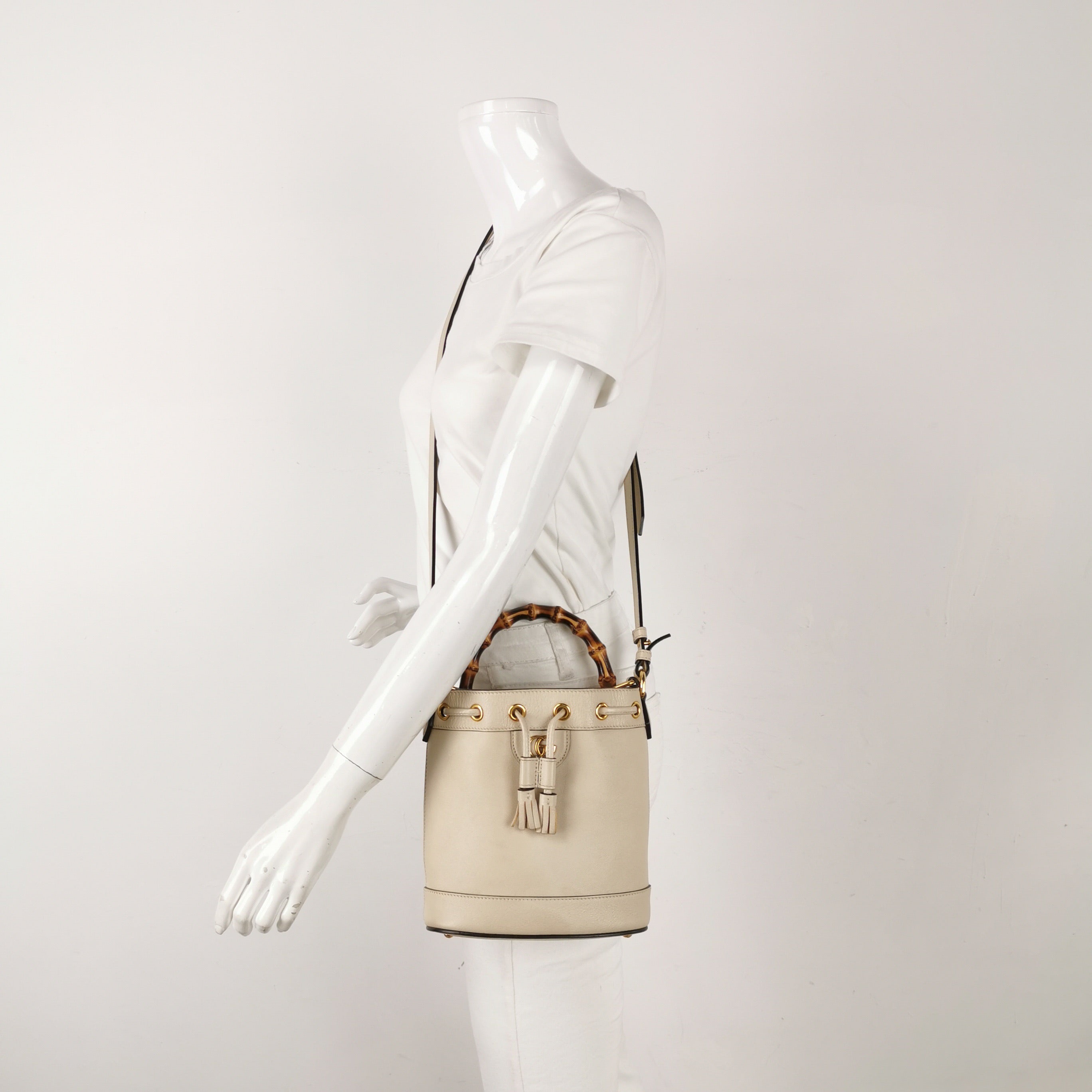 Gucci Crossbody 724667UAAAY9058