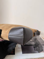 Loewe Alcantara