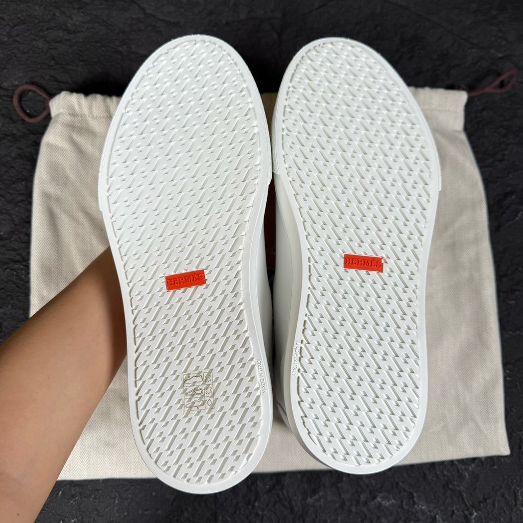 Hermes White Athletic sneakers