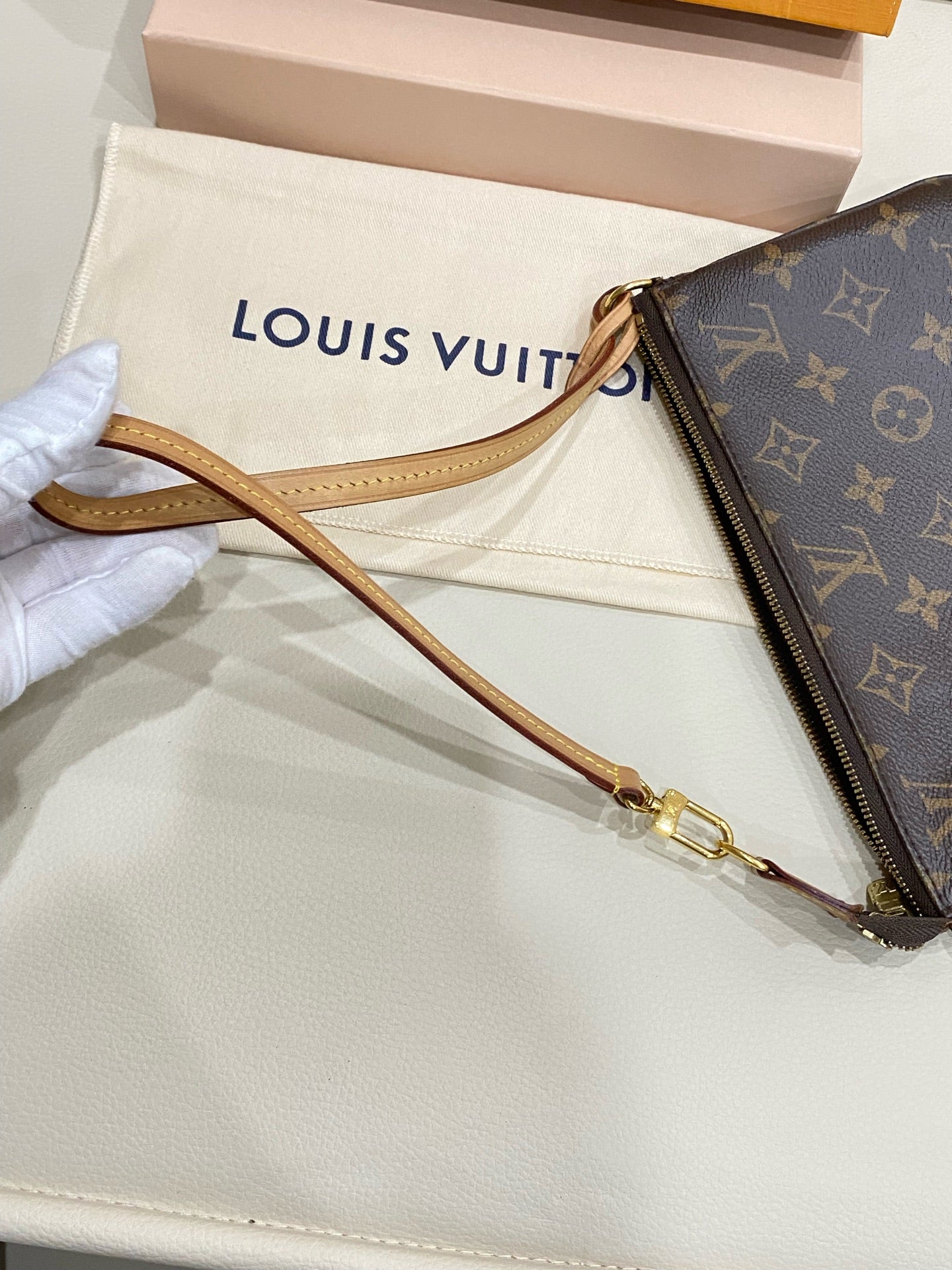 Louis Vuitton 6
