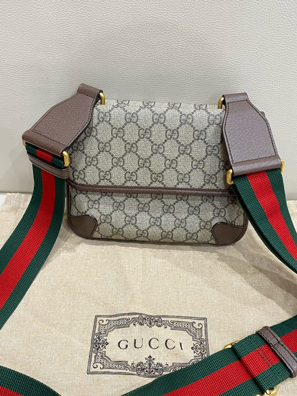 Gucci 5010509C2VT8745