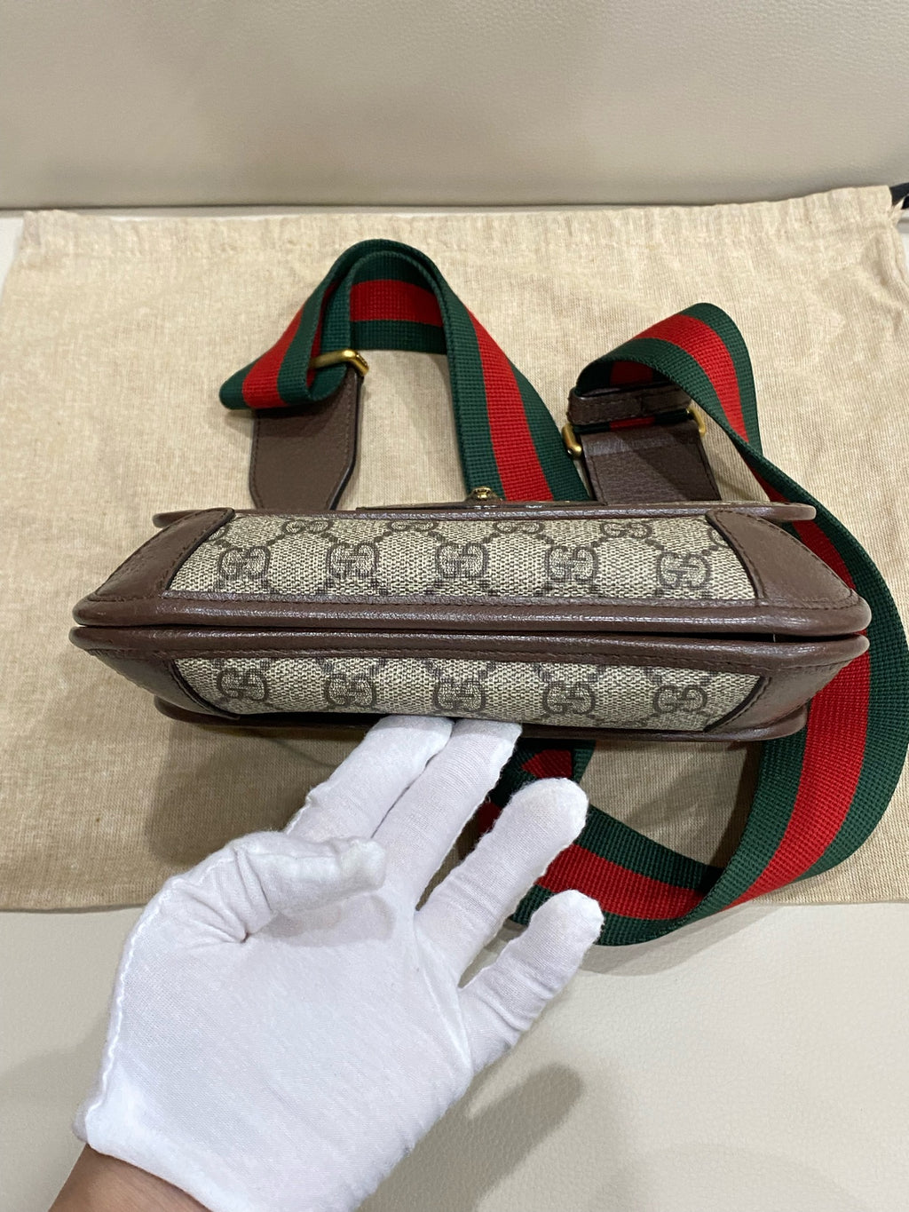 Gucci 5010509C2VT8745